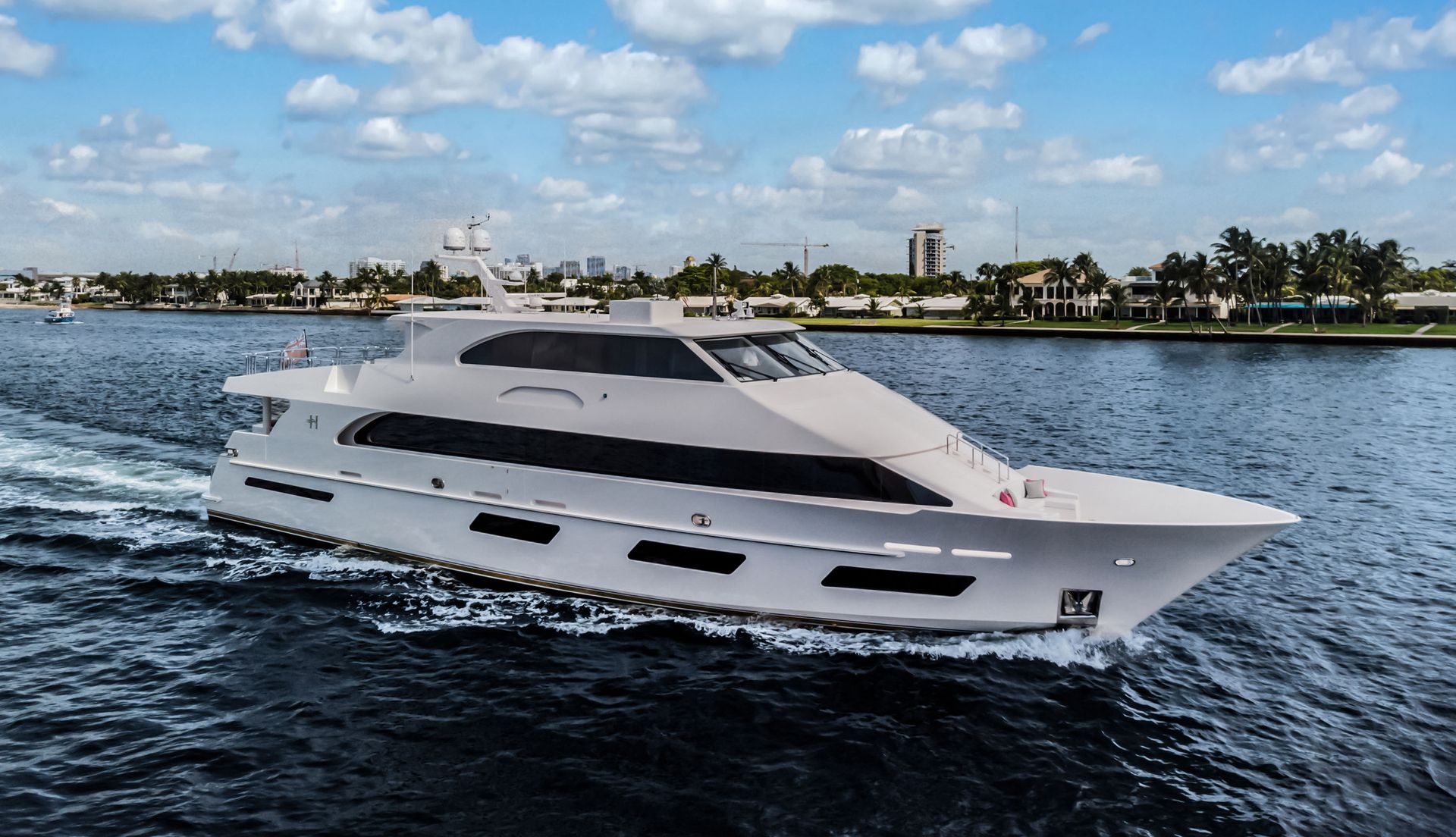 hargrave custom yachts photos